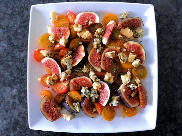 Tomato and fig salad