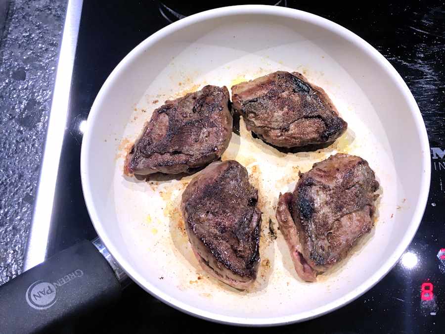 Frying pigeon breast
