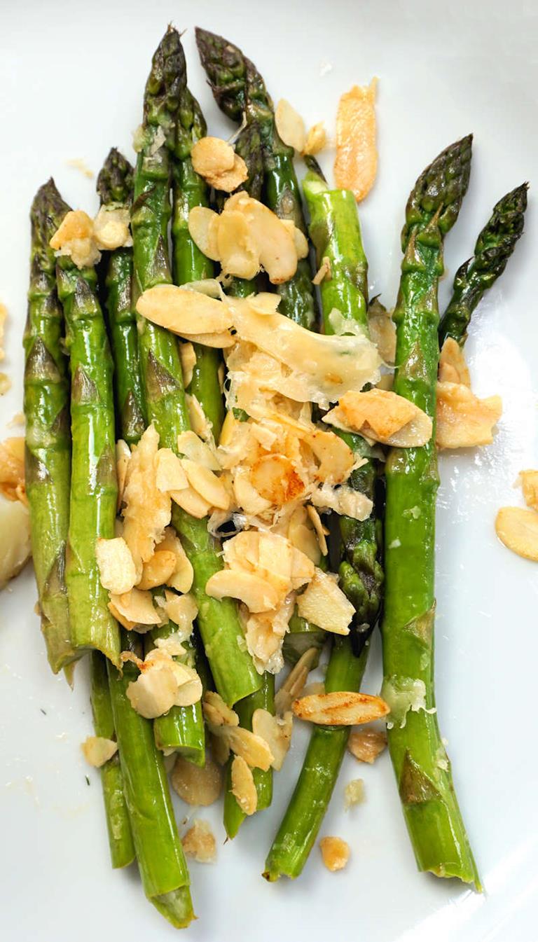 grilled asparagus with almonds cuisinefiend.com