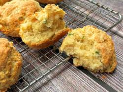 parsnip-and-chive-scones