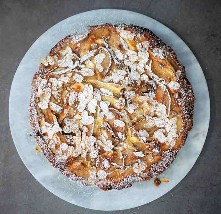 pear tart cuisinefiend.com
