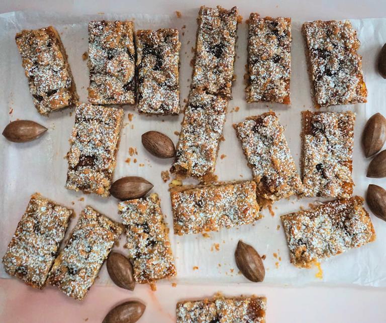 pecan linzer bars cuisinefiend.com