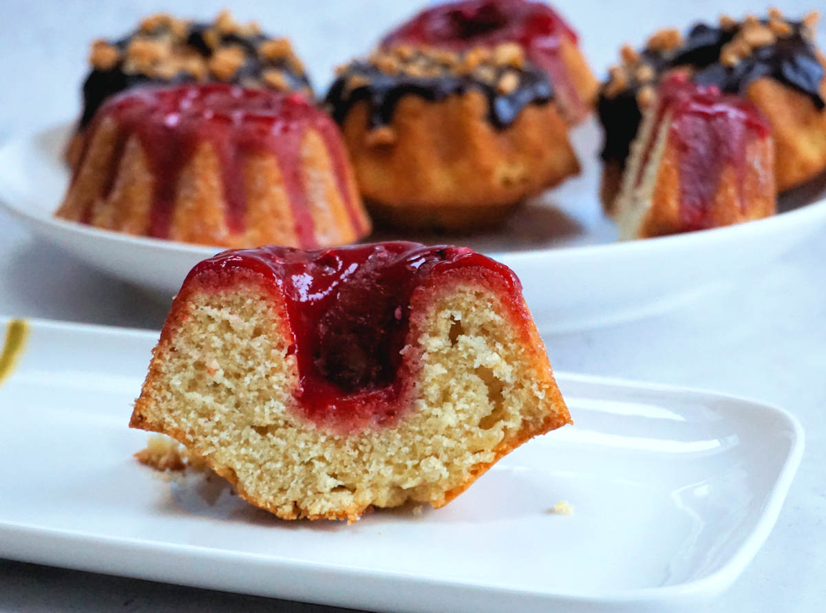 Simple Raspberry Tea Cakes Recipe - Baking for Friends