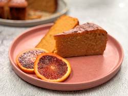 whole-orange-and-almond-cake