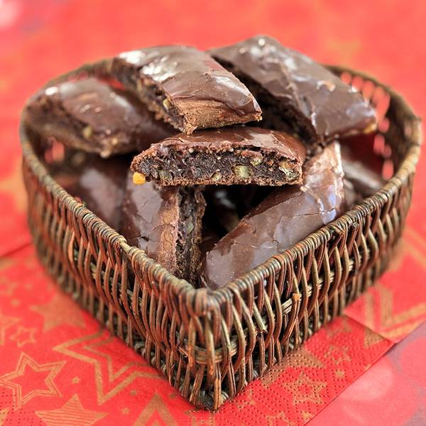Magenbrot - glazed gingerbread biscuits