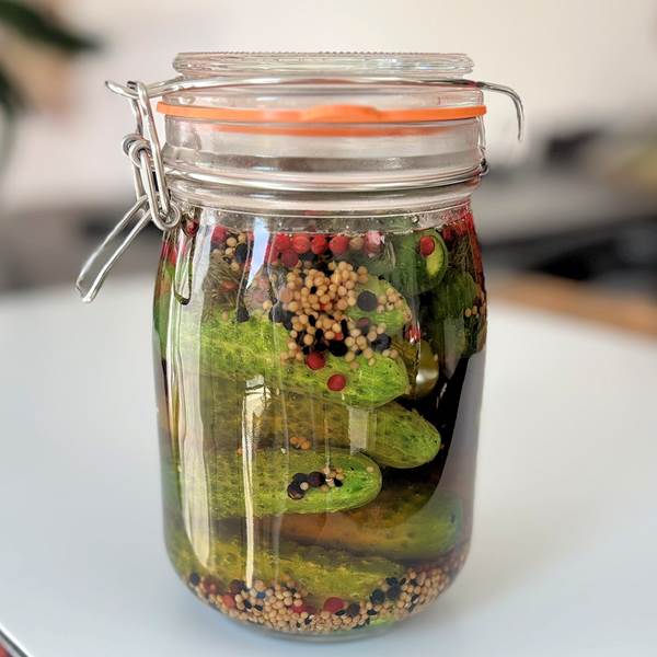 Easy pickled gherkins