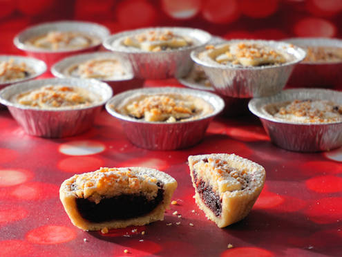 mini cranberry pies