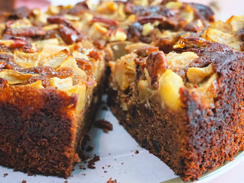 sticky pear and ginger cake